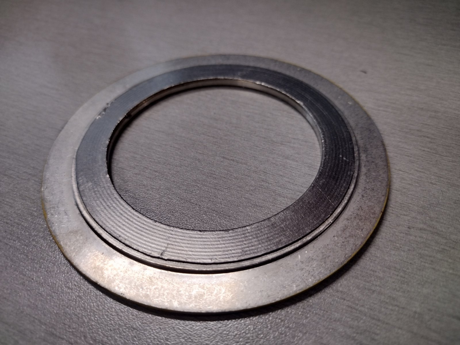 Gaskets and fasteners photo 4